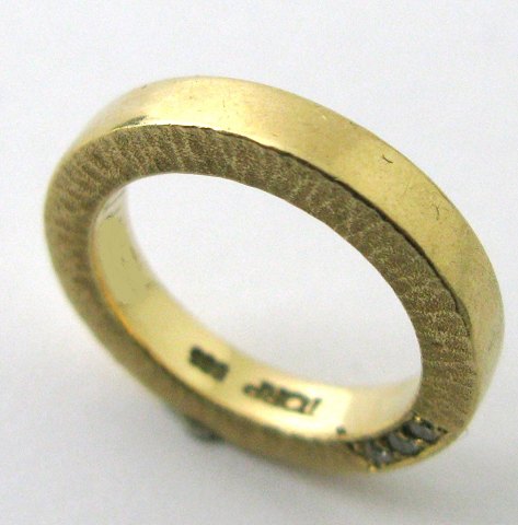 Afslut tapperhed side Dansk design ring af 14 kt. guld med brillanter 0,03 ct. | ebuy.dk